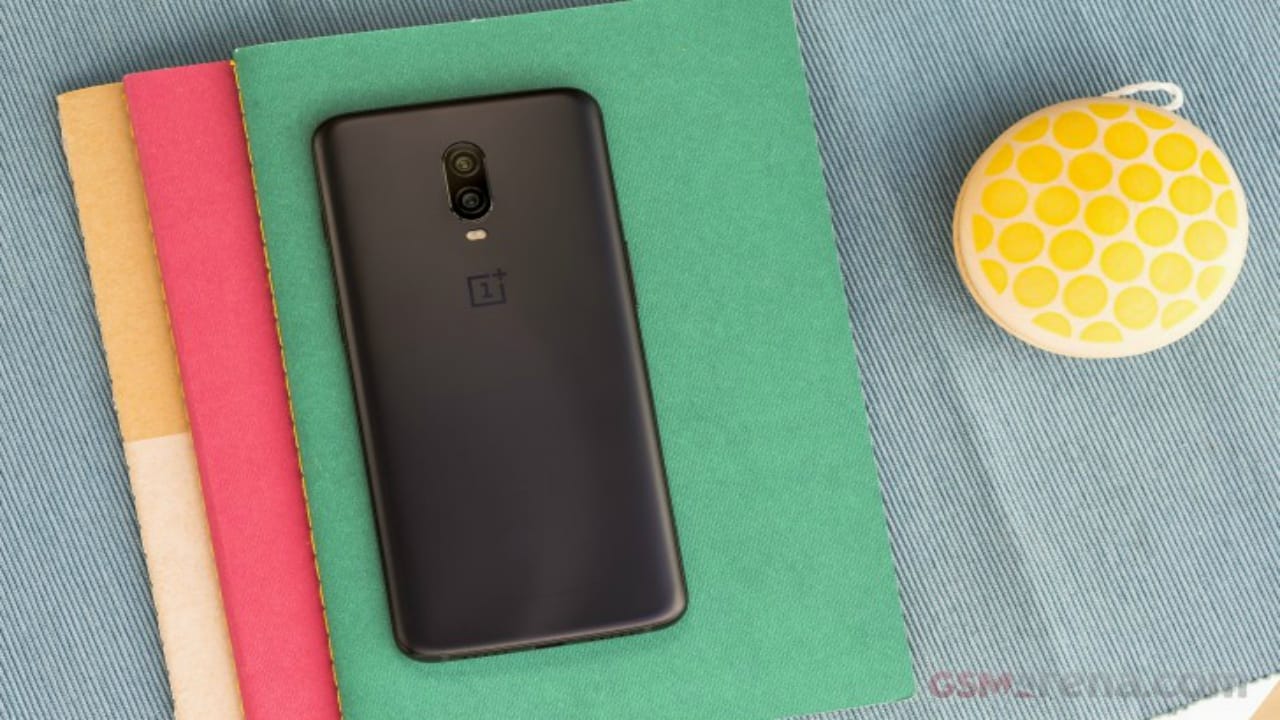 OnePlus 6T é Lançado Oficialmente com um leitor de impressão digital no display